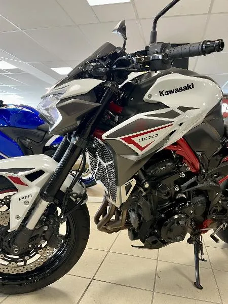 Z 900