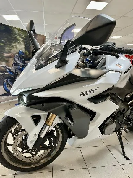 GSXS 1000 GT