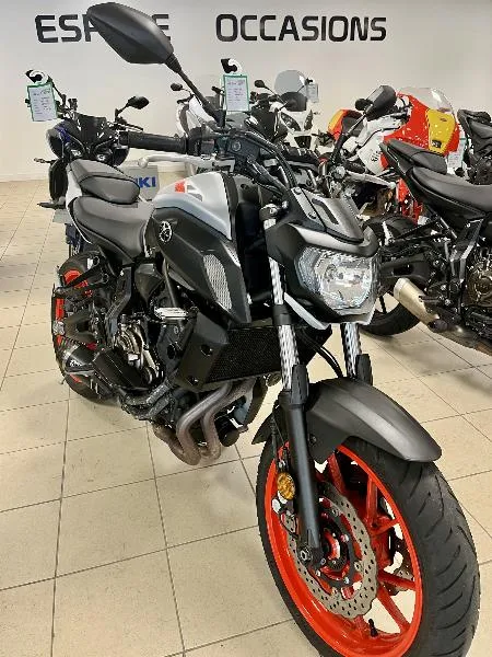 MT07