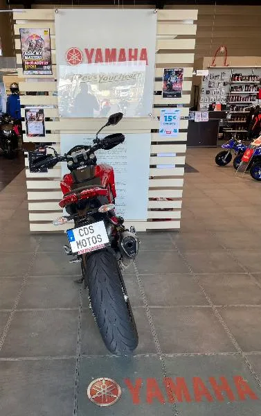 HYPERMOTARD