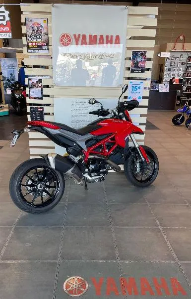 HYPERMOTARD