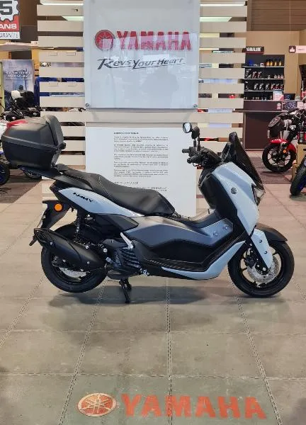 NMAX 125 TECH MAX