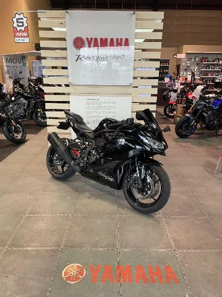 NINJA 400