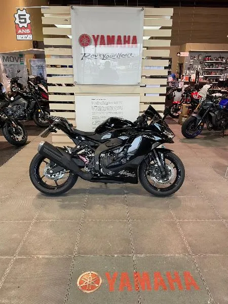 NINJA 400
