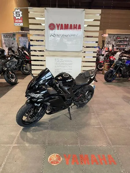 NINJA 400
