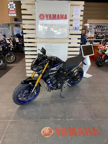 MT09 SP