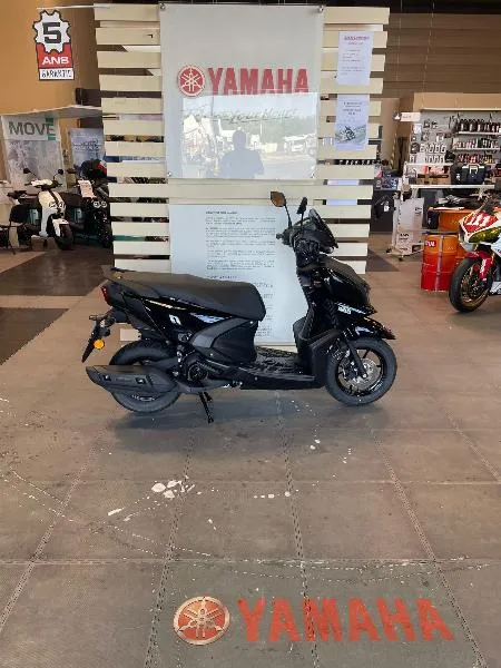 RayZR 125
