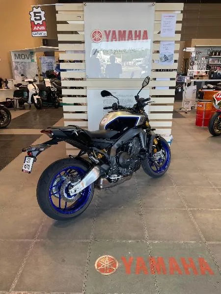 MT09 SP