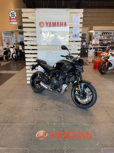 MT07 