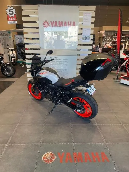 MT07