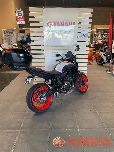 MT07