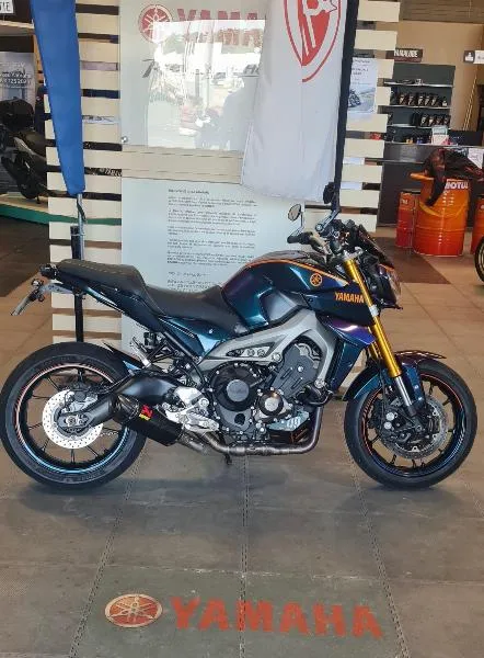 MT09