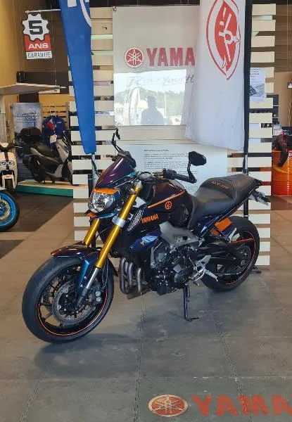 MT09