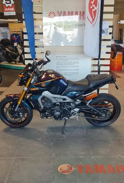 MT09