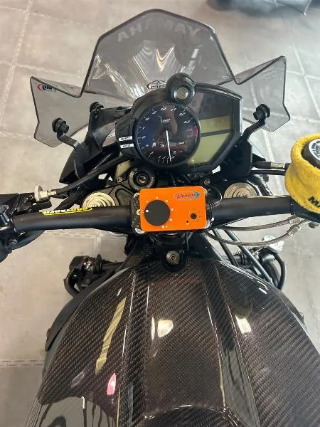 YZF 1000 R1