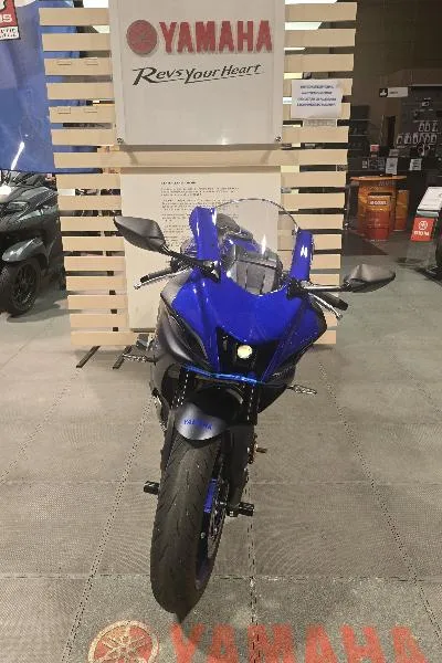 YZFR7