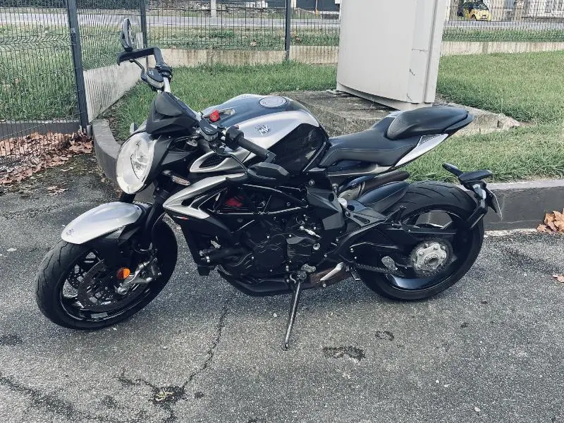 BRUTALE 800 RR