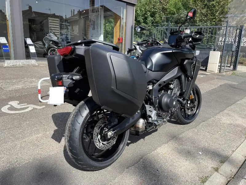 TRACER 9 GT
