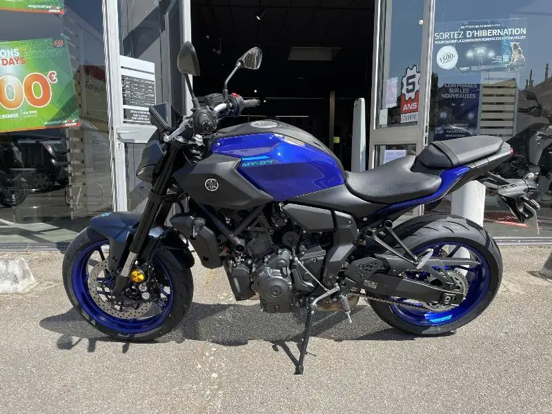 MT07