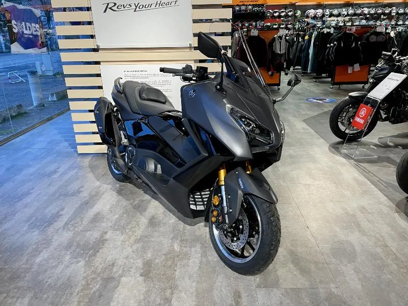 XP TMAX 560 TECH MAX