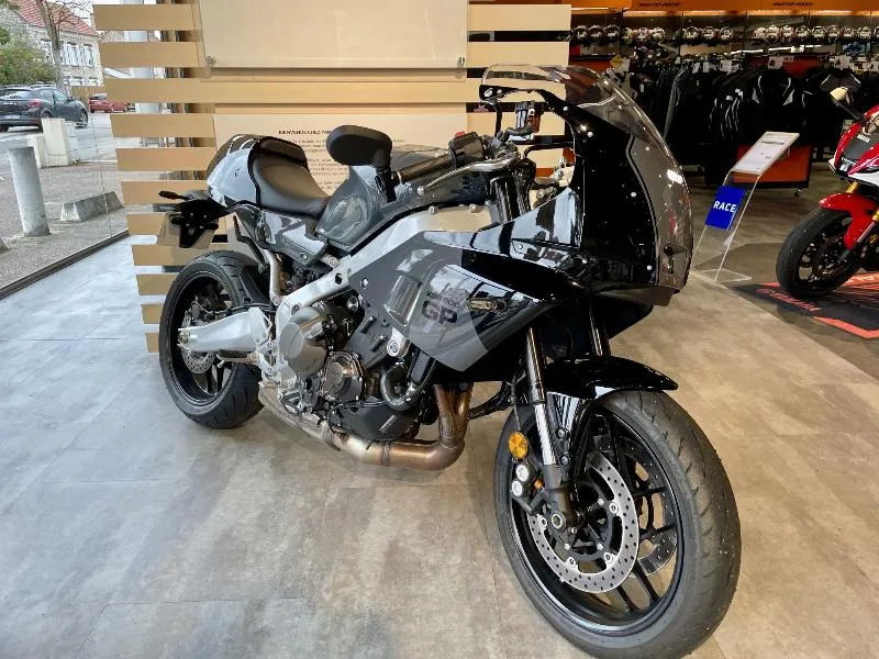 XSR 900 GP