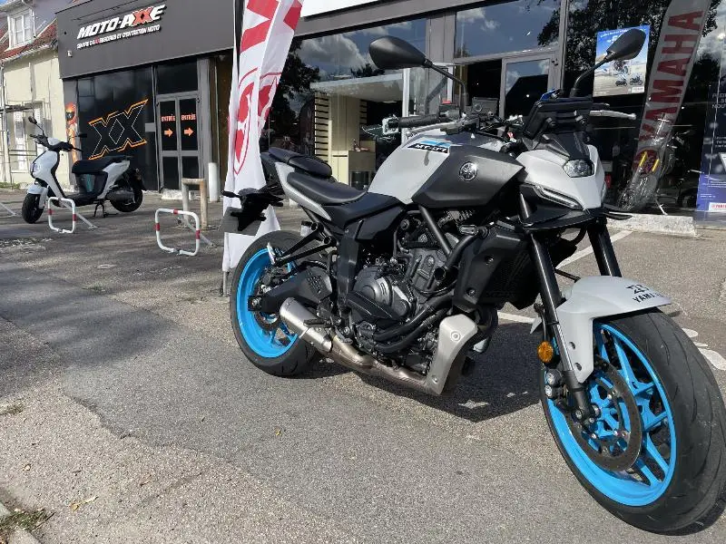 MT07 