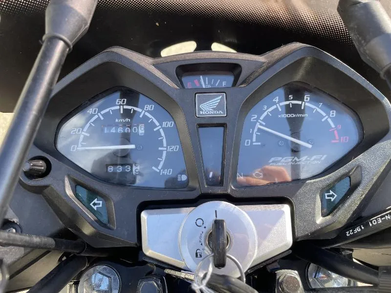 CB 125 F
