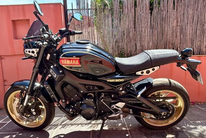 XSR 900