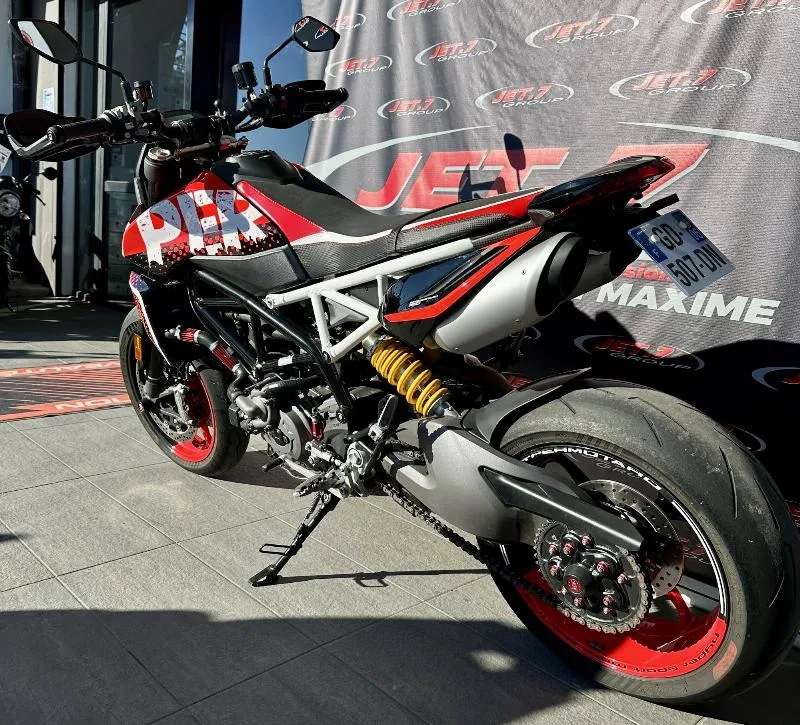 HYPERMOTARD