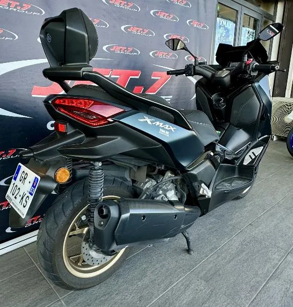 XMAX 300 Tech Max