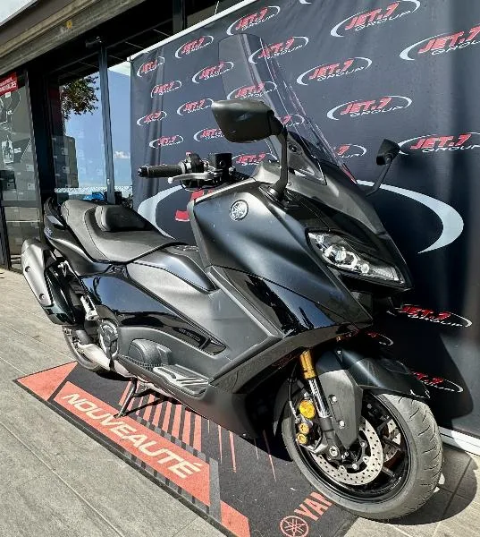 XP TMAX 560 TECH MAX