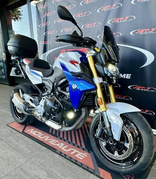 F900R