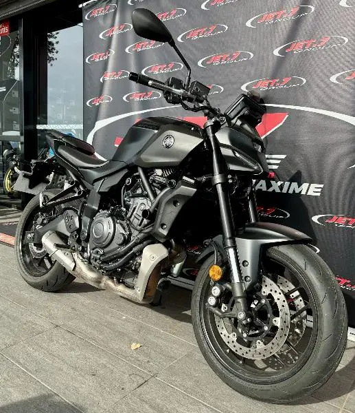 MT07
