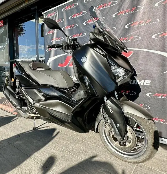 XMAX 125 TECH MAX