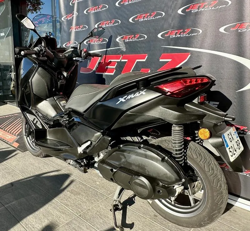 XMAX 125 TECH MAX