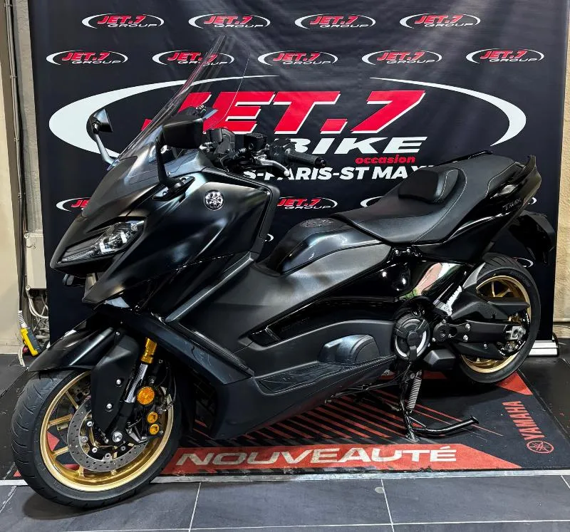 XP TMAX 560 TECH MAX