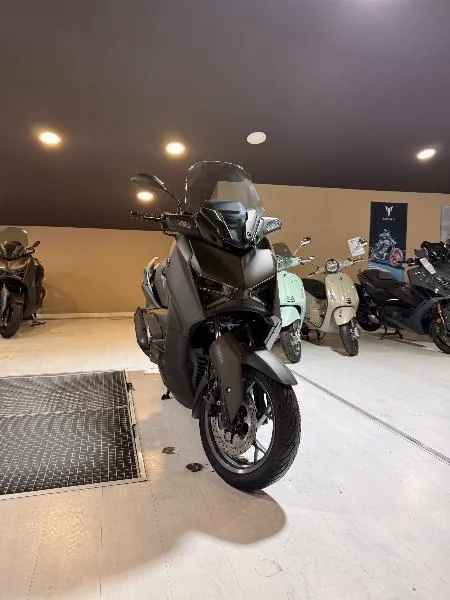 XMAX 125 2024