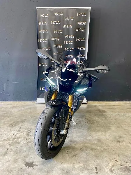 R1M