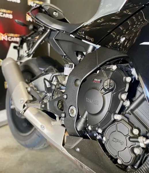 R1M