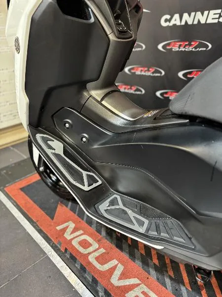 NMAX 125