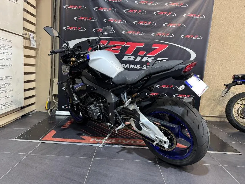 MT10 SP