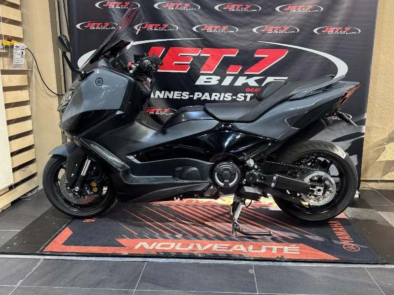 XP TMAX 560 TECH MAX