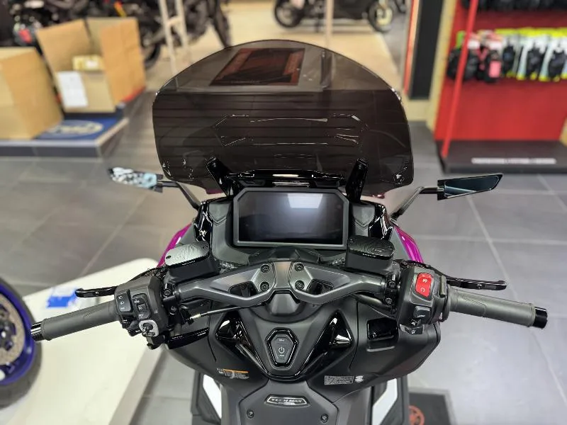 XP TMAX 560 TECH MAX
