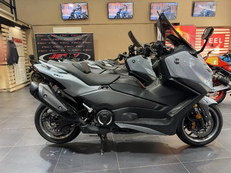 XP TMAX 560 TECH MAX