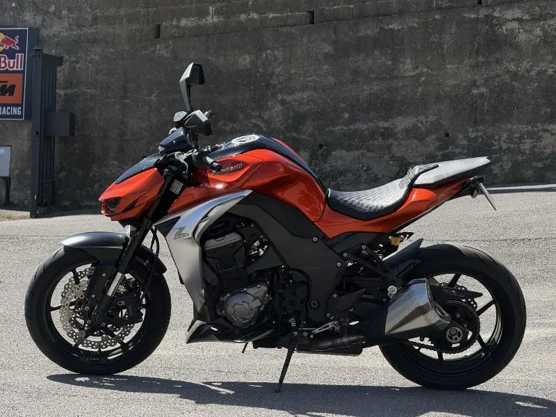 Z 1000