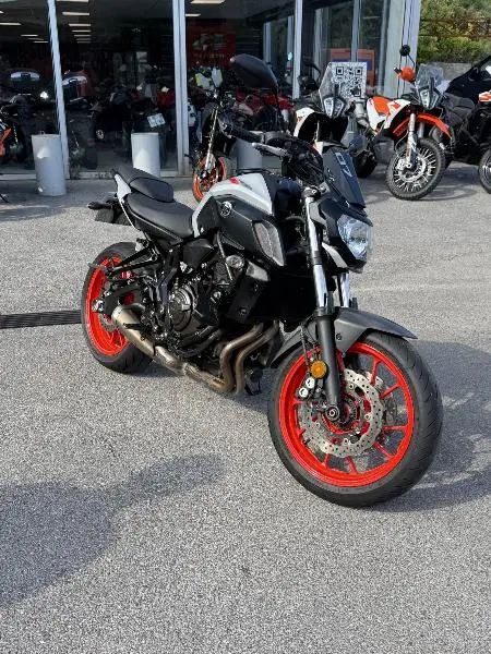 MT07 