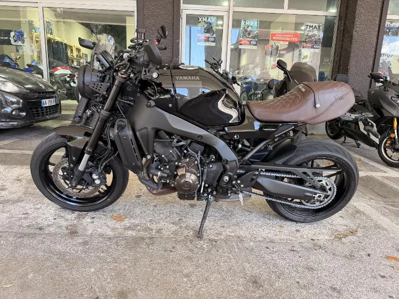 XSR 900