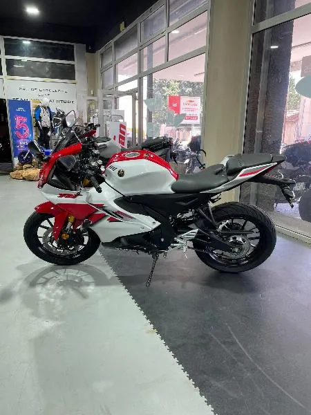 YZFR 125