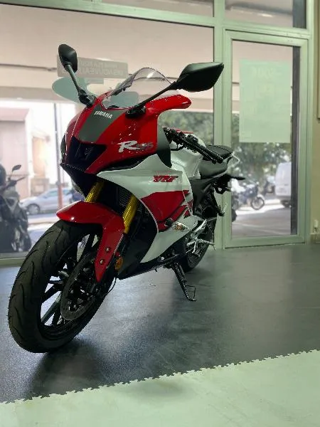 YZFR 125