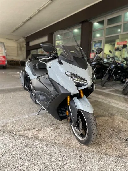 XP TMAX 560 TECH MAX